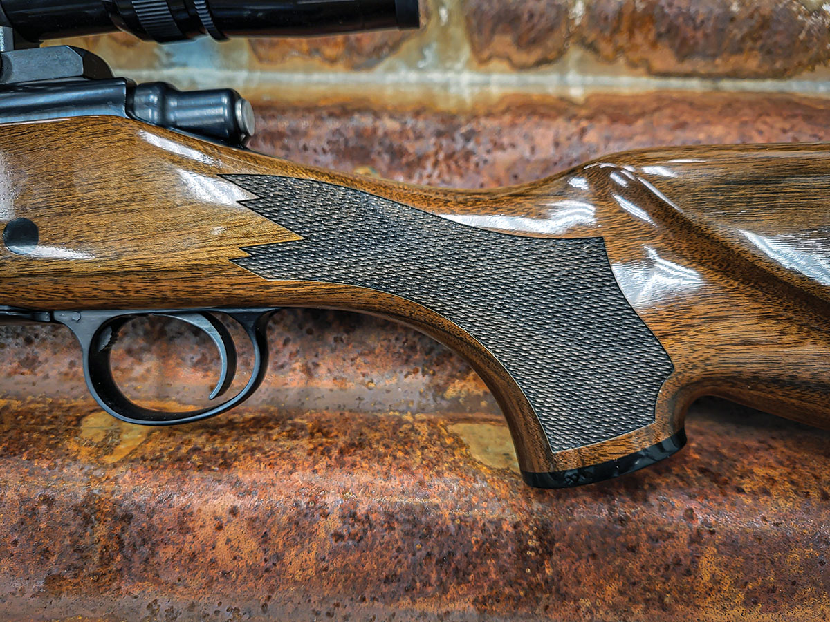 The fit and finish on this Remington 700 is very nice, and the overall glossy appearance, combined with the gloss finish on the Leupold VX 3, creates a classic-looking rifle.